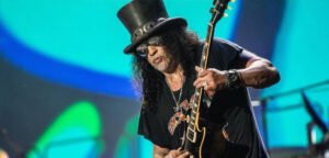 Slash afirma que próximo álbum do Guns N' Roses está a caminho